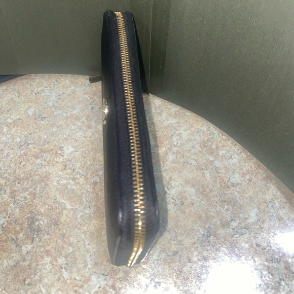 EUC Tory Burch Black Wallet - Picture 5 of 15